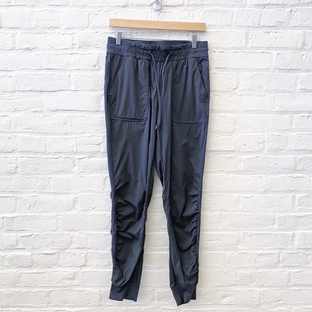 Lululemon || Beyond The Studio Jogger Graphite Grey 8